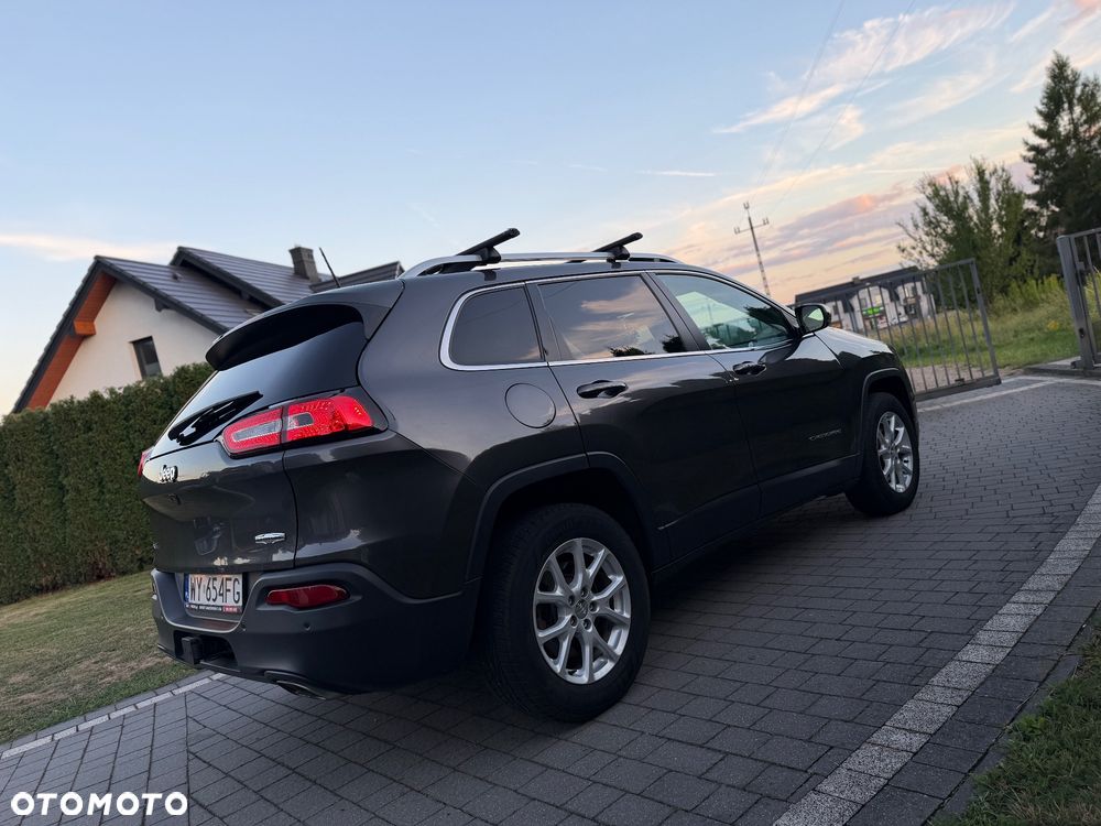 Jeep Cherokee - 15