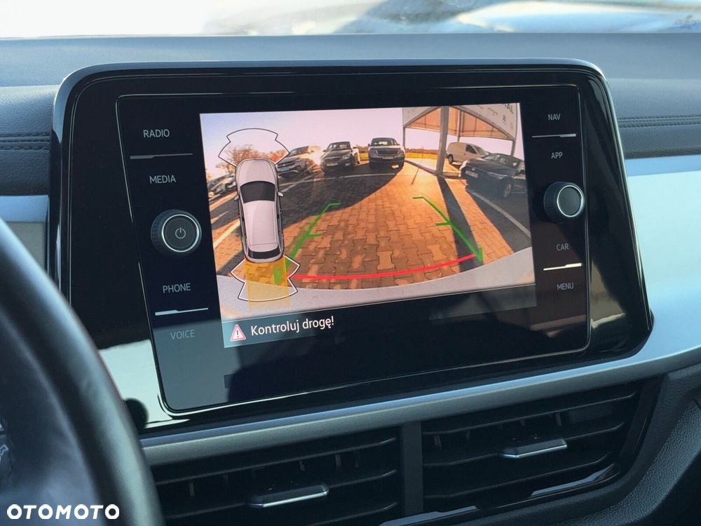 Volkswagen T-Roc - 22