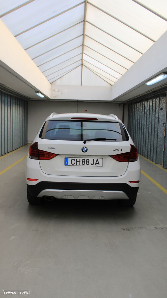 BMW X1 sDrive18d Sport Line - 41
