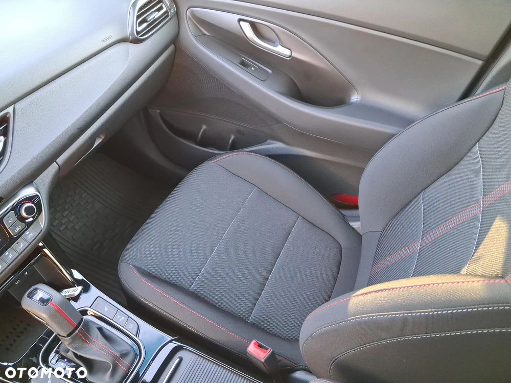 Hyundai i30 1.5 T-GDI 48V Smart DCT - 25