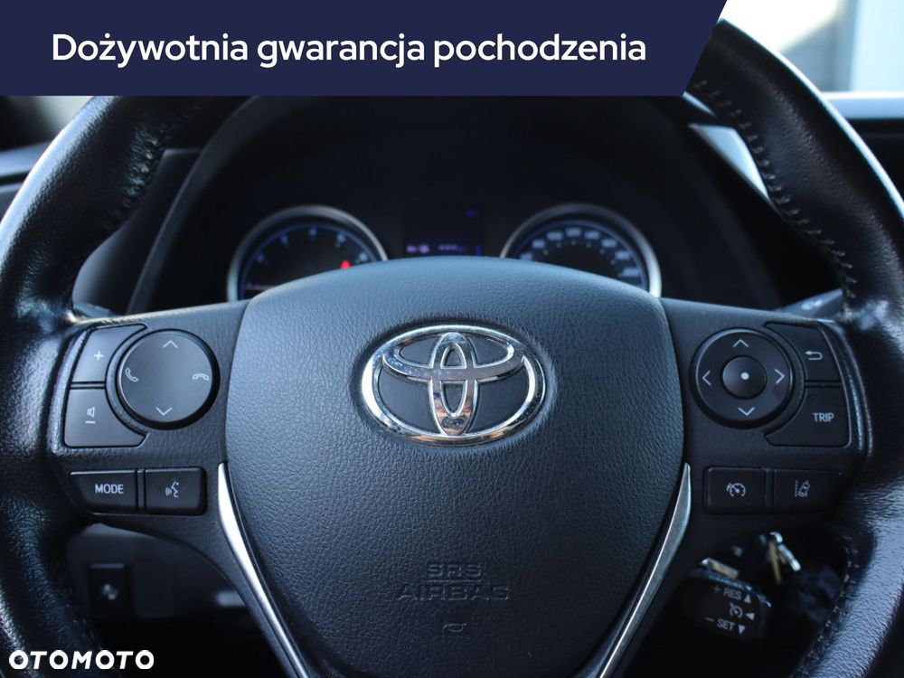 Toyota Corolla - 17