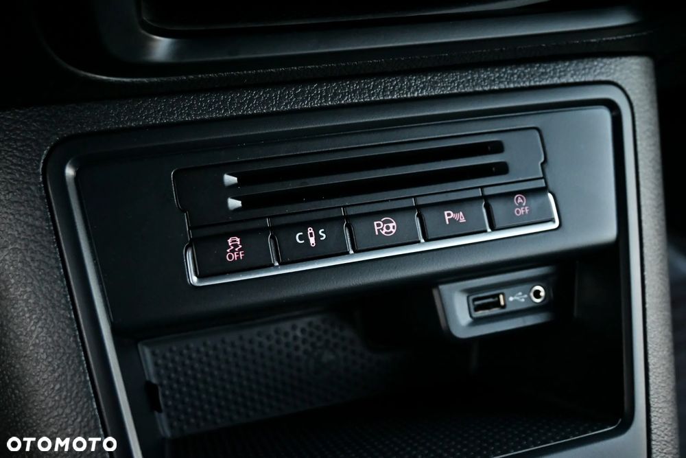 Volkswagen Tiguan 2.0 TDI SCR 4MotION DSG R-Line - 35