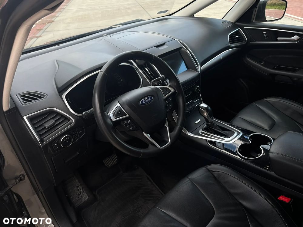 Ford S-Max 2.0 TDCi Titanium PowerShift - 7