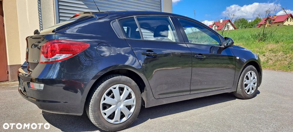 Chevrolet Cruze 1.6 LT+ - 27