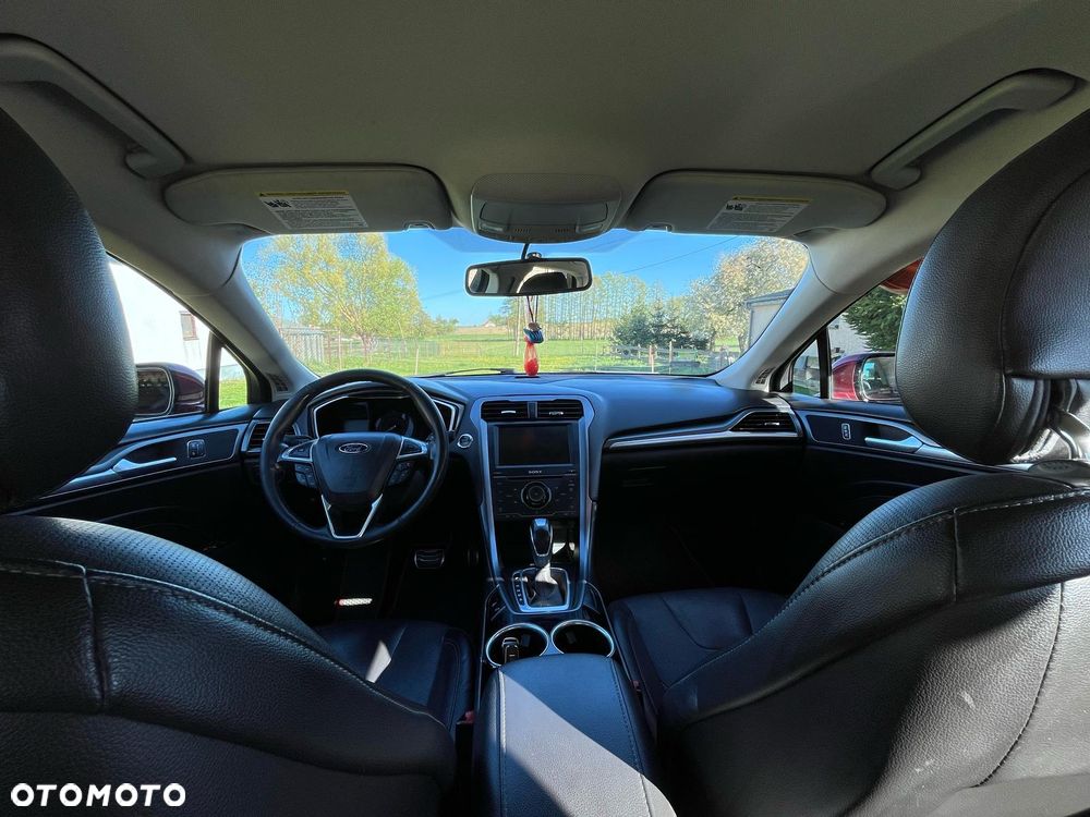 Ford Fusion - 23