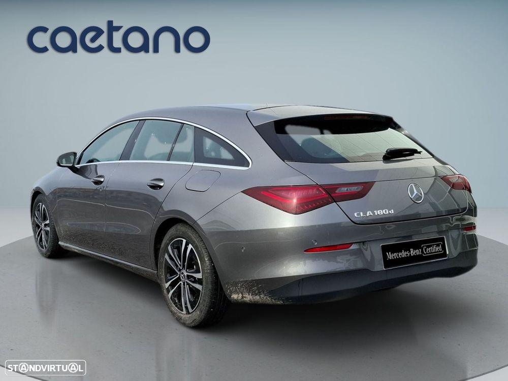 Mercedes-Benz CLA 180 d Shooting Brake AMG Line Aut. - 6