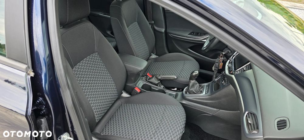 Opel Astra 1.6 D (CDTI DPF ecoFLEX) Start/Stop Edition - 13