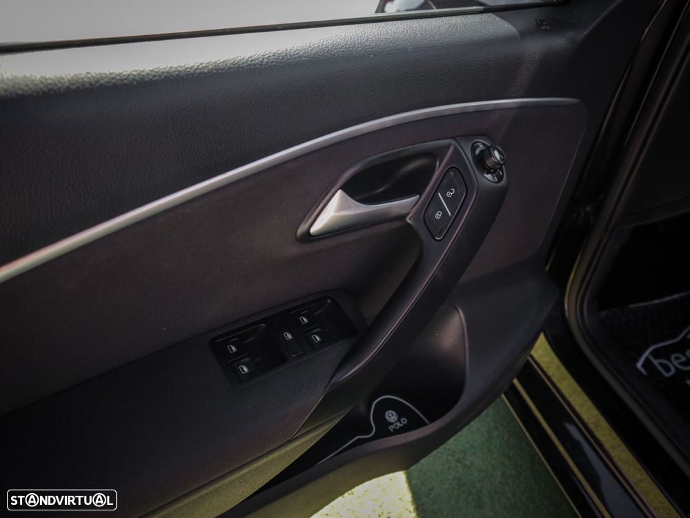 VW Polo 1.0 Trendline - 28