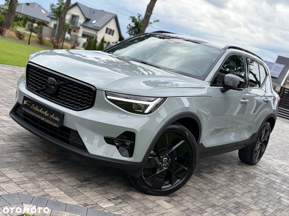 Volvo XC 40 B3 B DKG Ultra Black Edition - 23