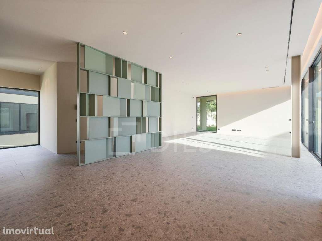 Moradia T5, contemporânea, em Birre - Grande imagem: 4/58
