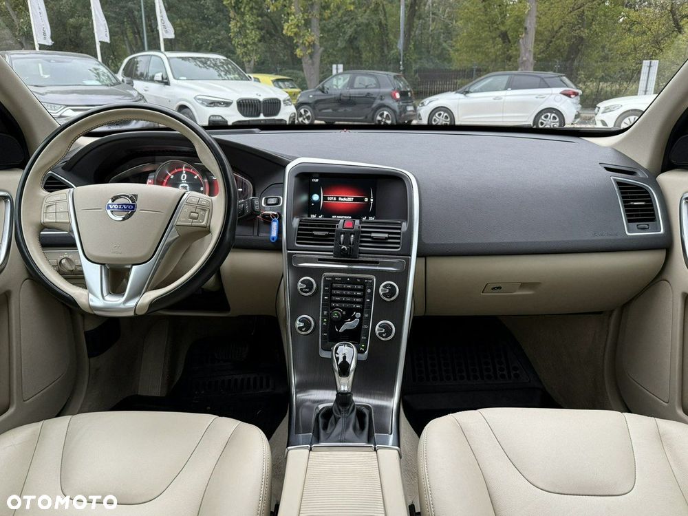 Volvo XC 60 - 21