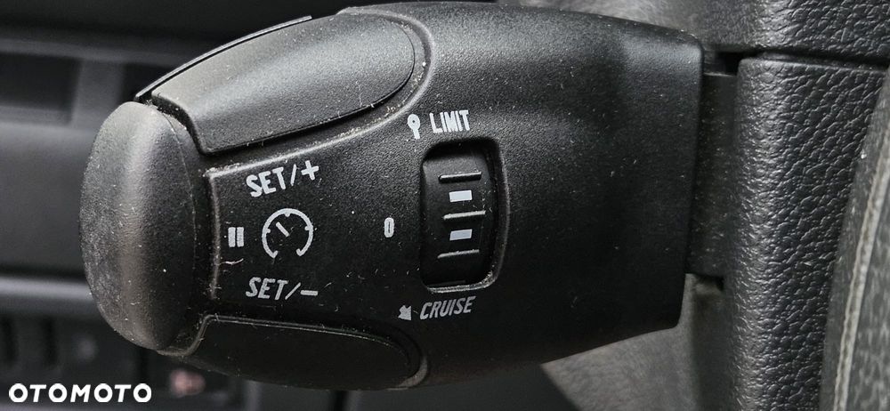 Peugeot 3008 1.6 HDi Access - 18