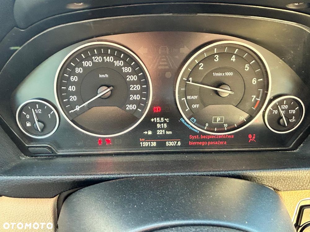 BMW Seria 3 320i - 23