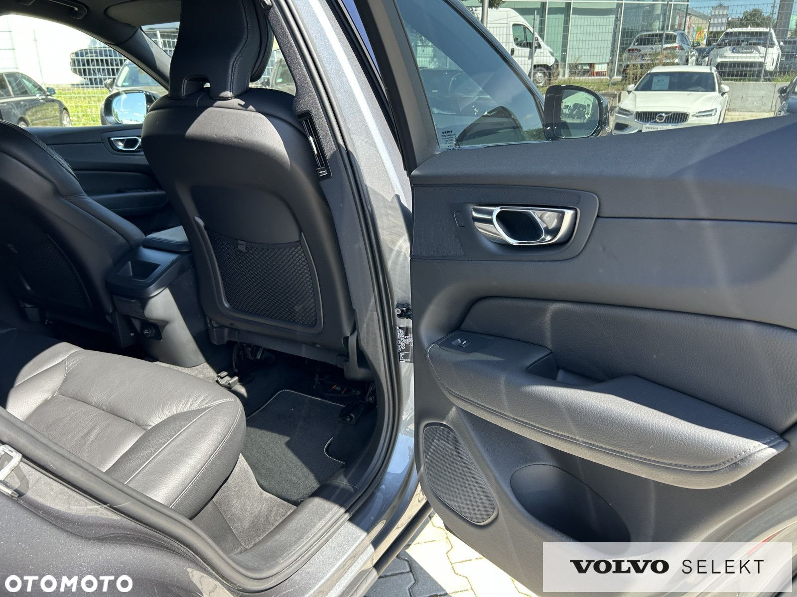 Volvo XC 60 - 25