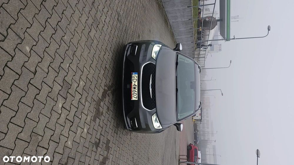 Chrysler Pacifica - 1