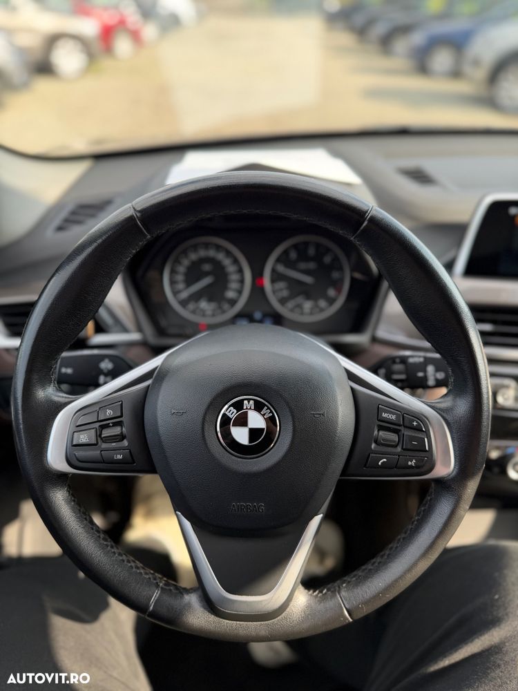 BMW X1 sDrive16d xLine - 9