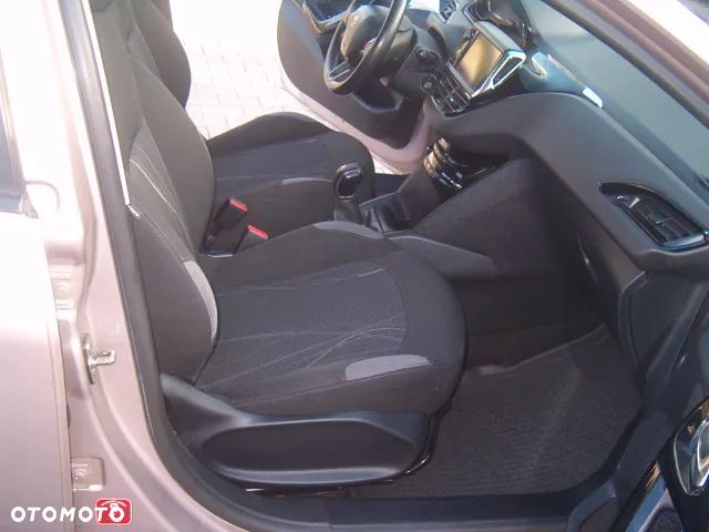 Peugeot 208 1.4 VTi Active - 16