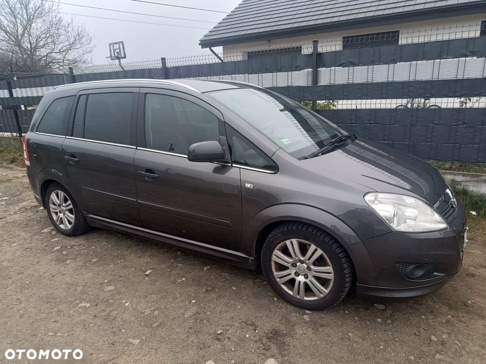Opel Zafira 1.7 CDTI Cosmo EU5 - 1
