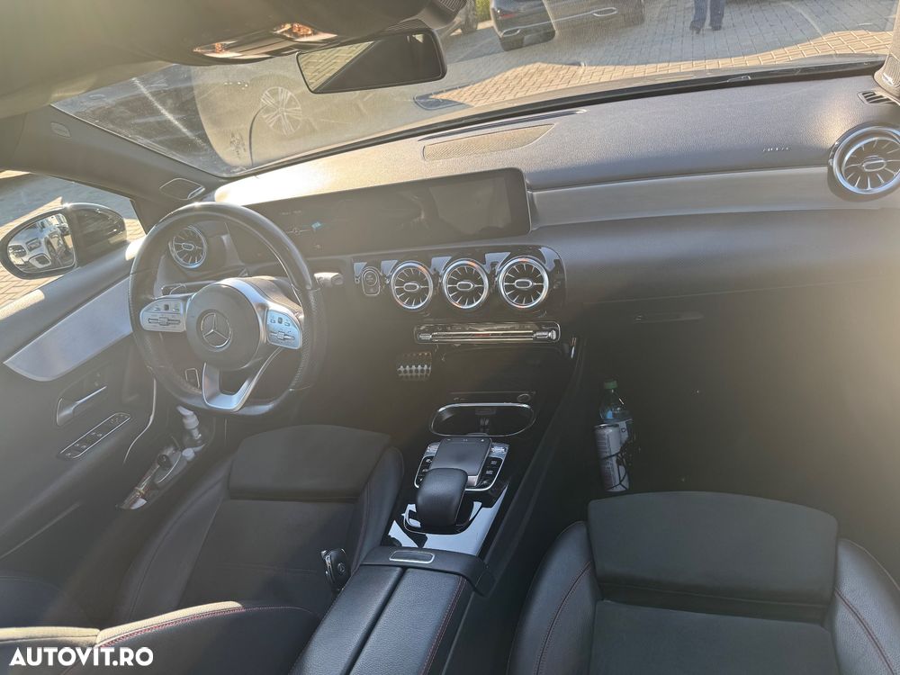Mercedes-Benz A ver-200-7g--dct-amg-line - 26