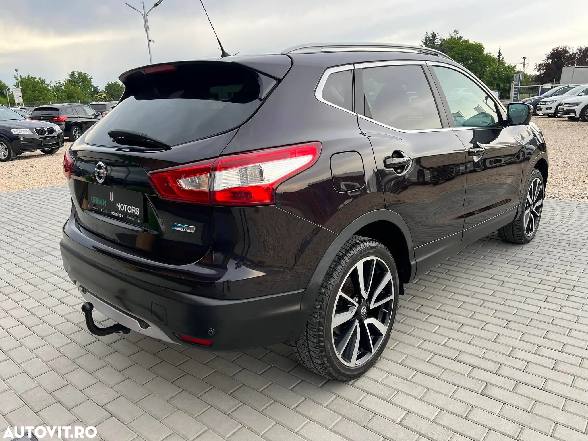 Nissan Qashqai 1.6 DCI Start/Stop Tekna - 2