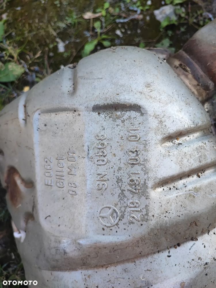 Tłumik końcowy końcówka 2194910301 Mercedes-Benz CLS w219 - 2