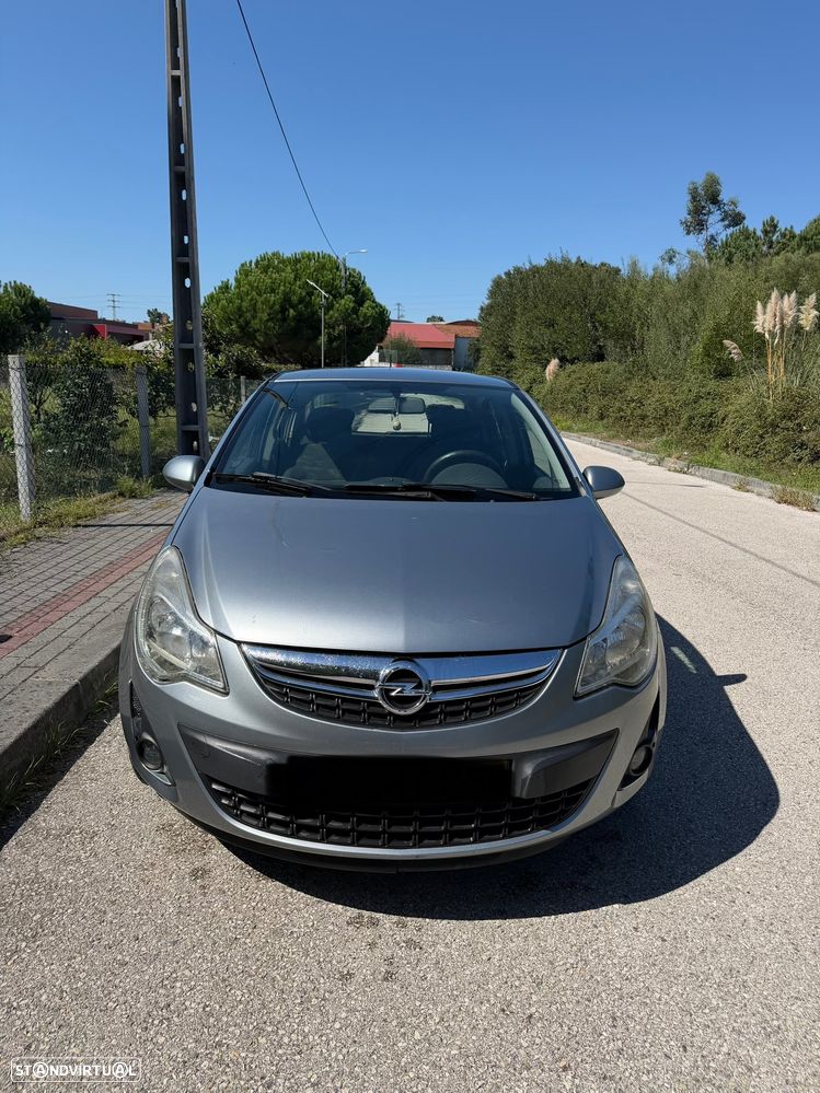 Opel Corsa 1.3 CDTi Cosmo - 2