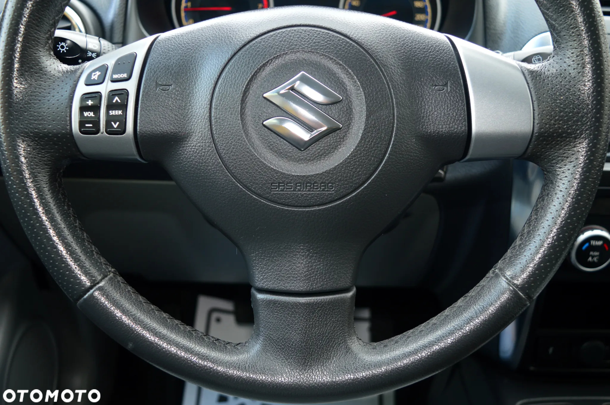 Suzuki SX4 - 18