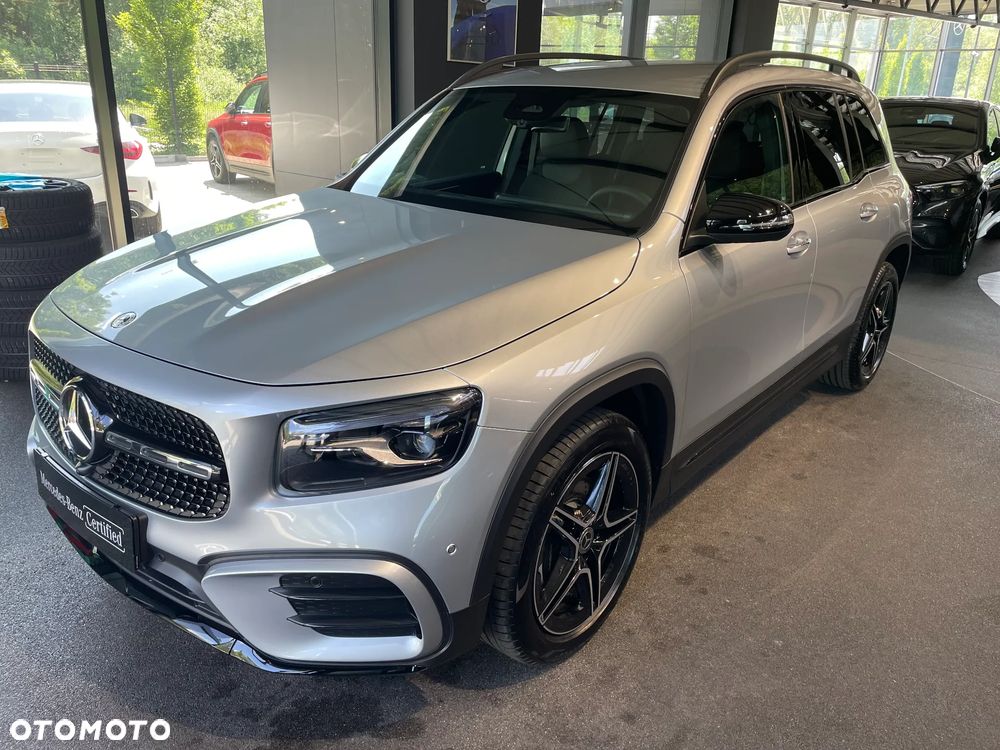 Mercedes-Benz GLB 200 AMG Line 7G-DCT - 1