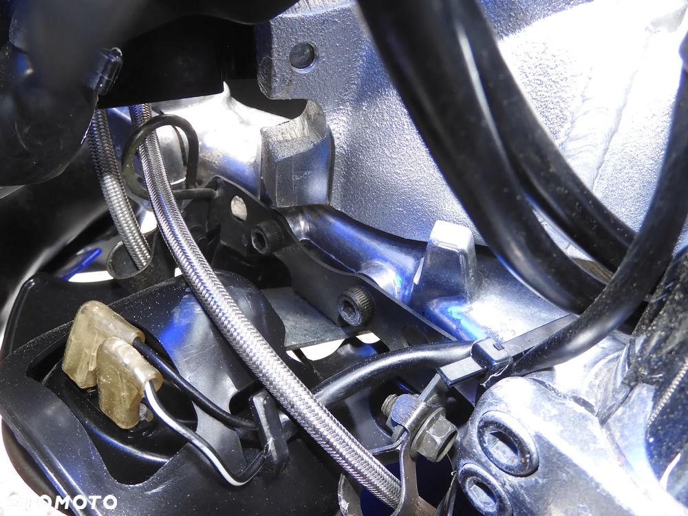 Yamaha R6 - 36