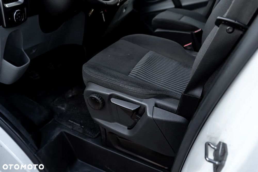 Ford Transit Custom - 19