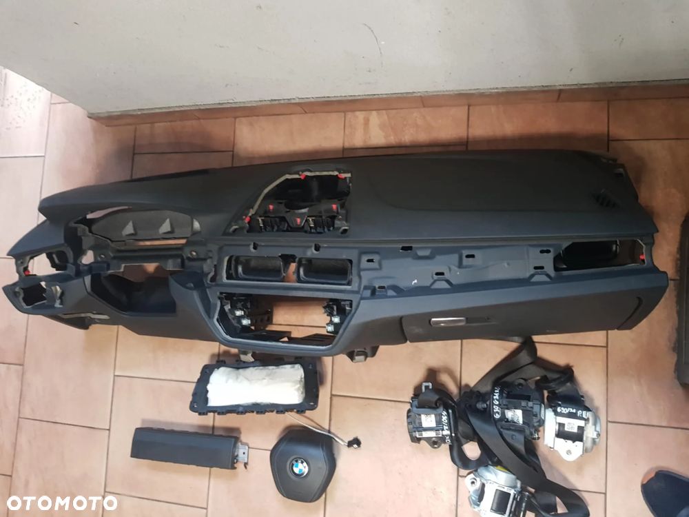 KOKPIT DESKA BMW 5 G30 G31 HUD ORYGINAŁ - 3