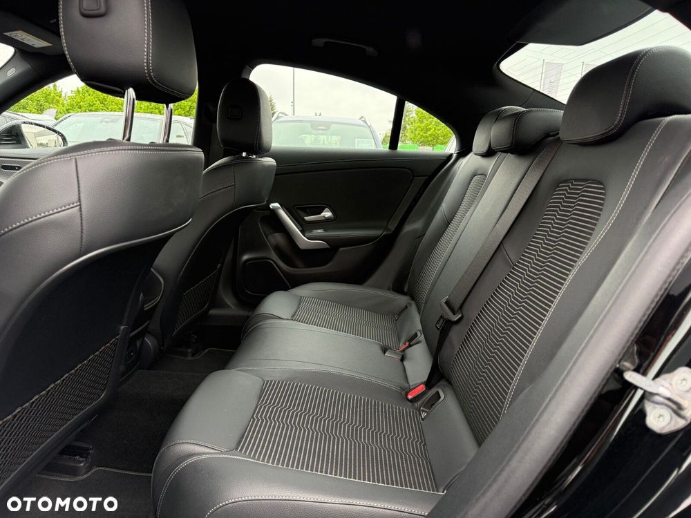 Mercedes-Benz CLA 200 mHEV 7G-DCT - 24