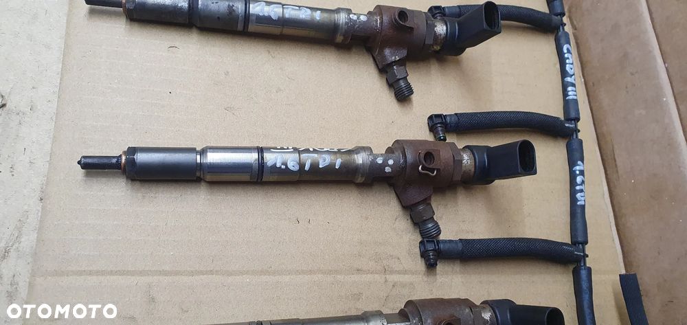 Wtrysk wtryskiwacz wtryskiwacze wtryski paliwa VW Caddy III Lift 1.6 TDI 03L130277B - 4