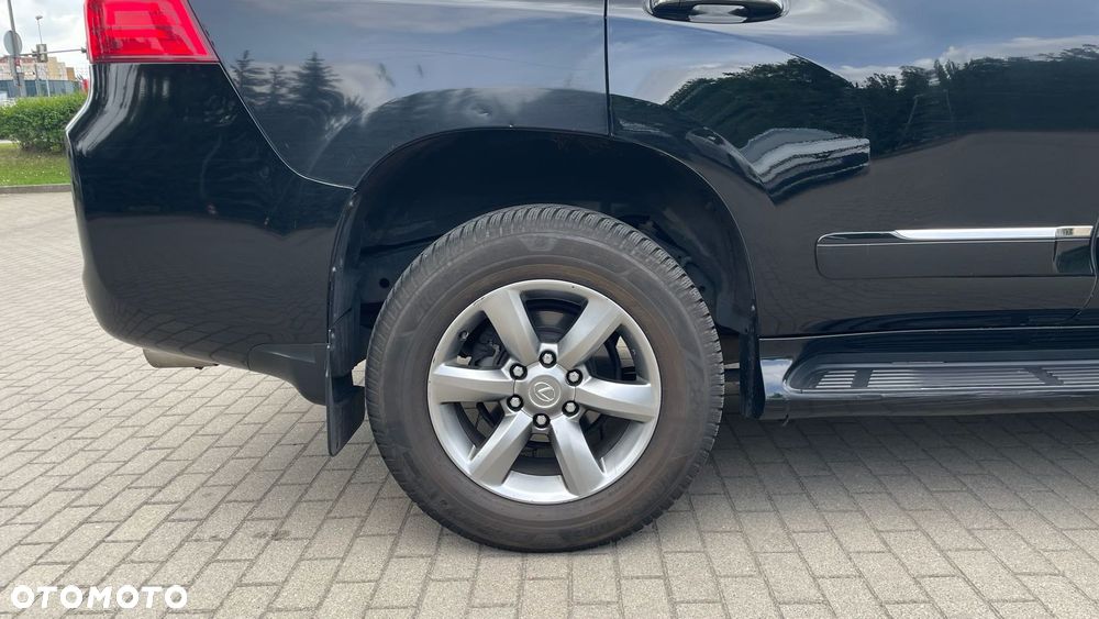 Lexus GX - 8