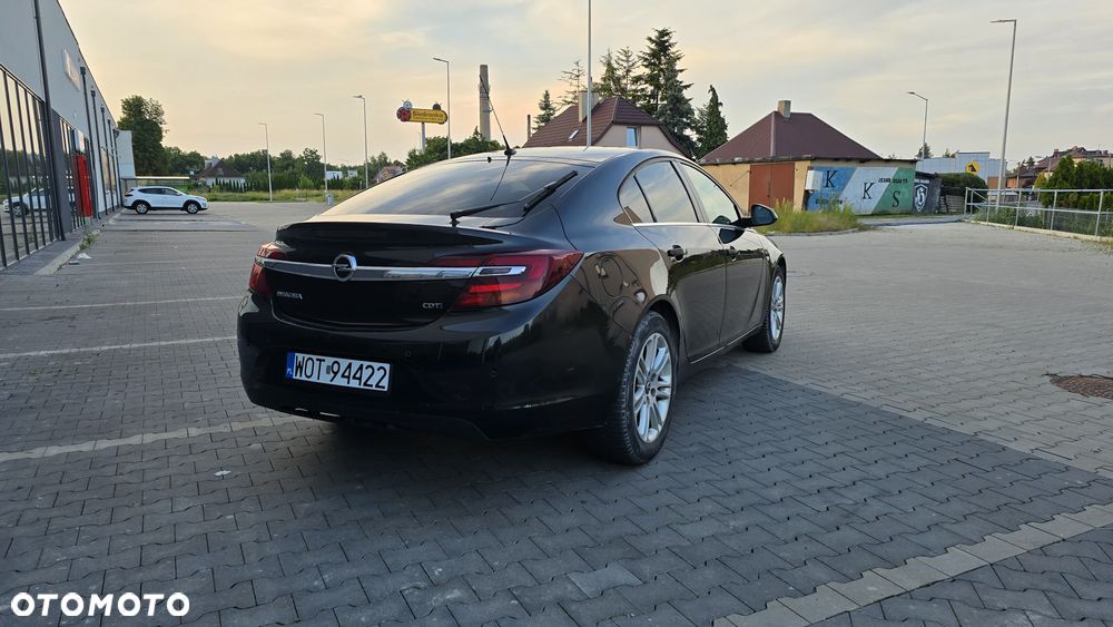 Opel Insignia 2.0 CDTI - 6