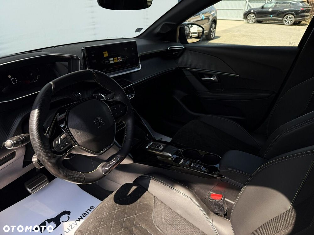 Peugeot 208 1.2 PureTech GT S&S EAT8 - 13