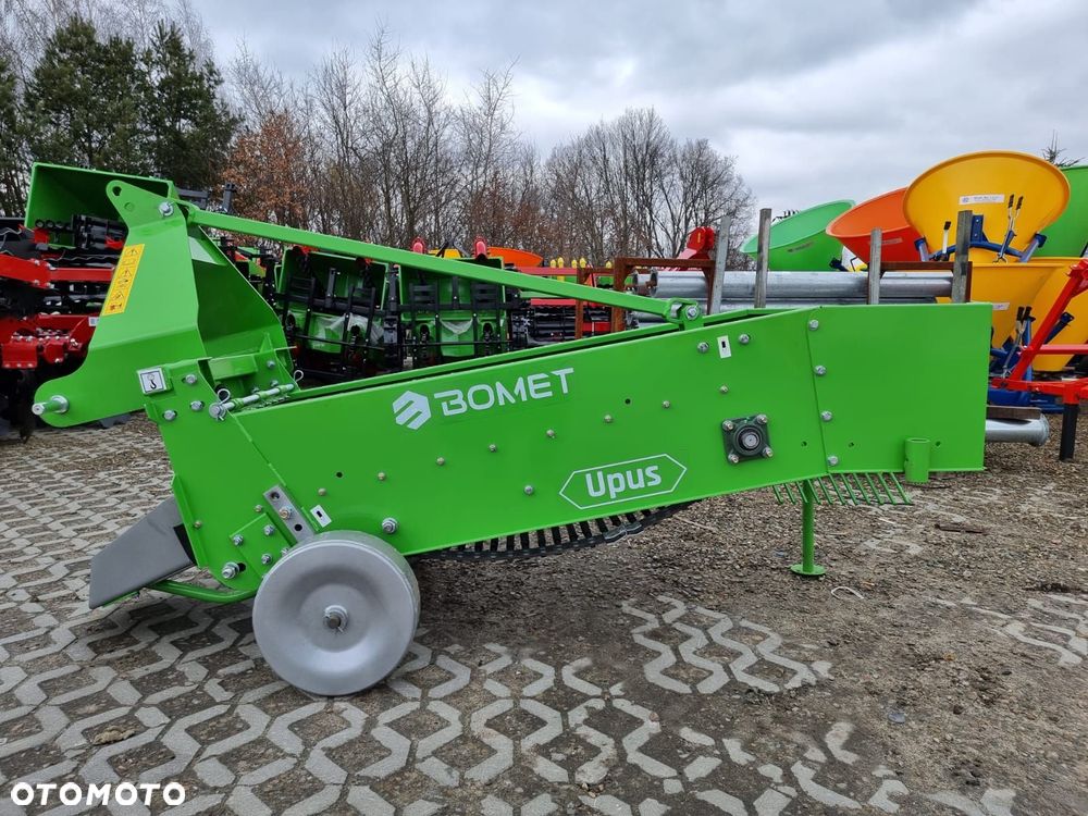 Kopaczka do ziemniaków elewatorowa jednorzędowa Taśmowa Przenośnikowa UPUS BOMET - 4