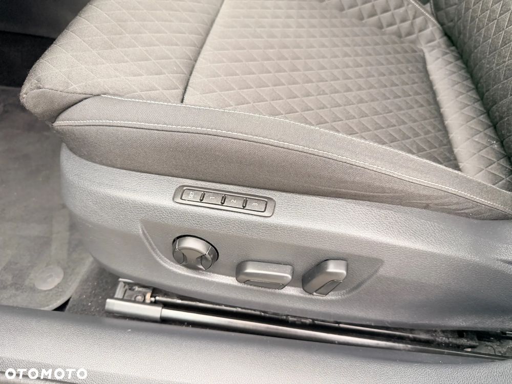 Skoda Superb 1.4 TSI ACT Ambition DSG - 7