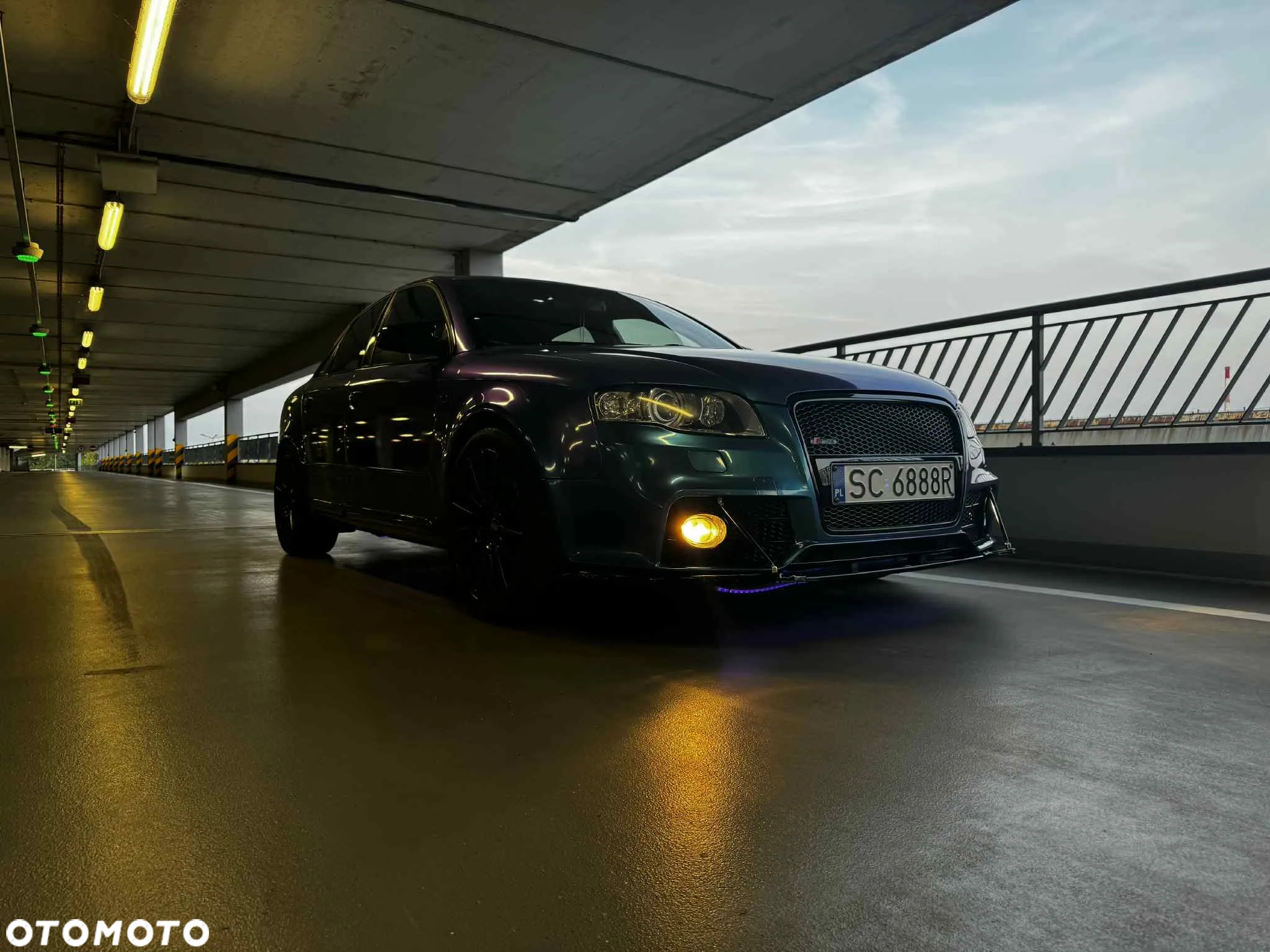Audi A4 2.0T FSI Quattro - 11