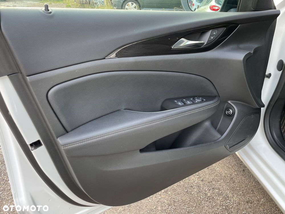Opel Insignia 2023