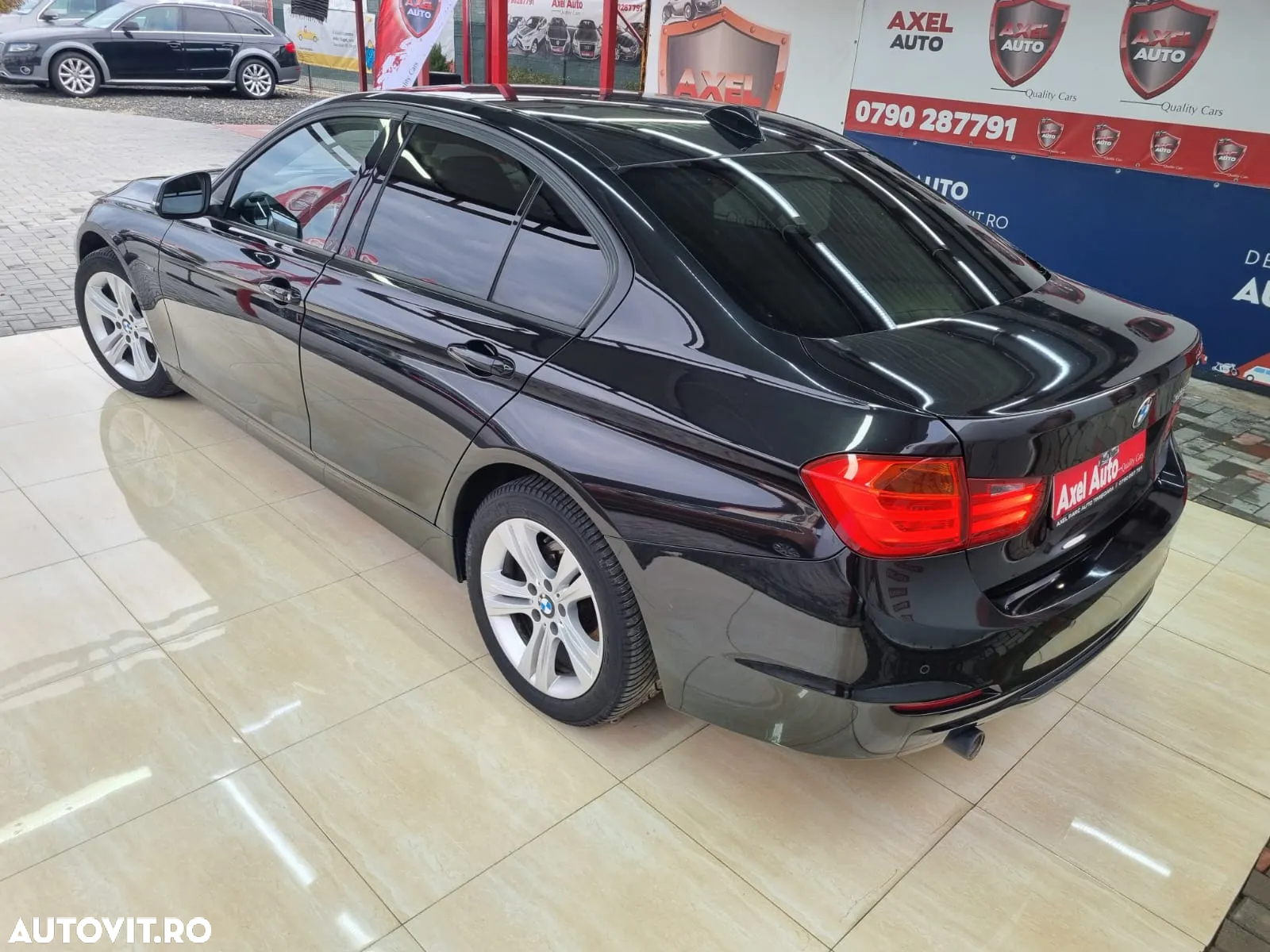 BMW Seria 3 318d - 4