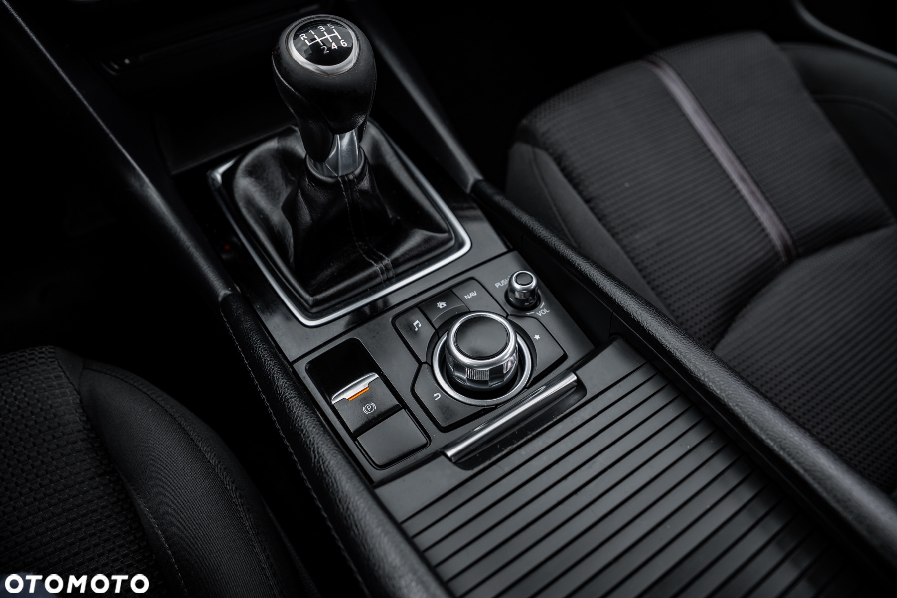 Mazda 3 SKYACTIV-G 120 Sports-Line - 35