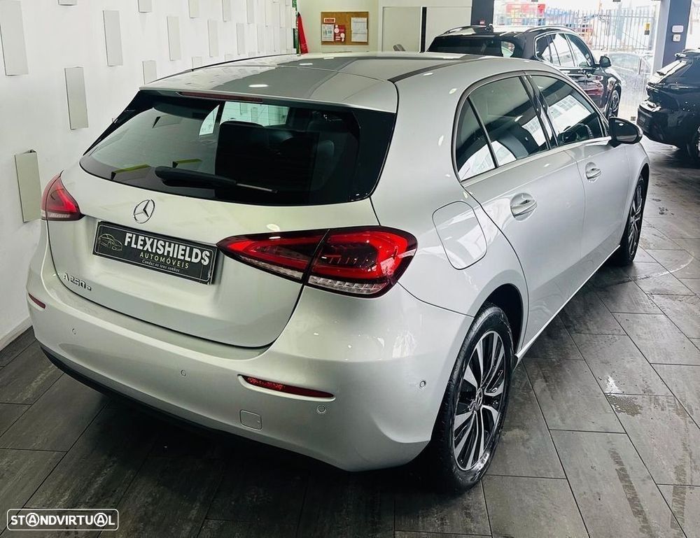 Mercedes-Benz A 250 - 4