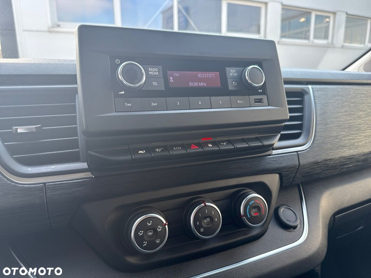 Renault Trafic - 19