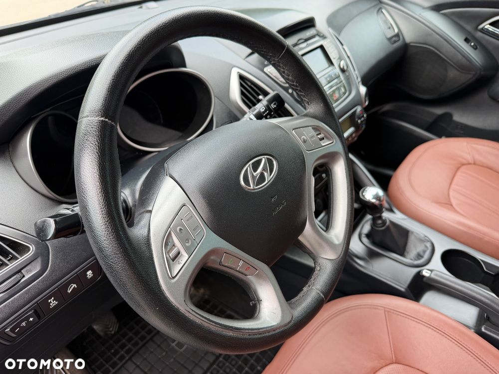 Hyundai ix35 2.0 CRDi 4WD Premium - 25