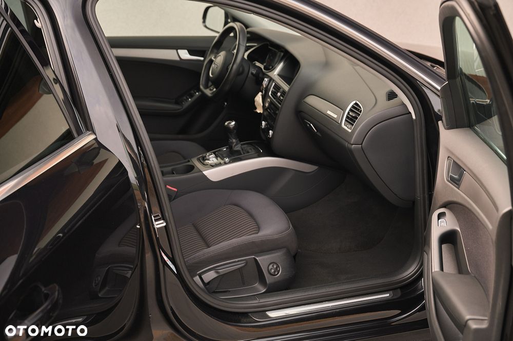 Audi A4 Avant 1.8 TFSI quattro S line Sportpaket - 27