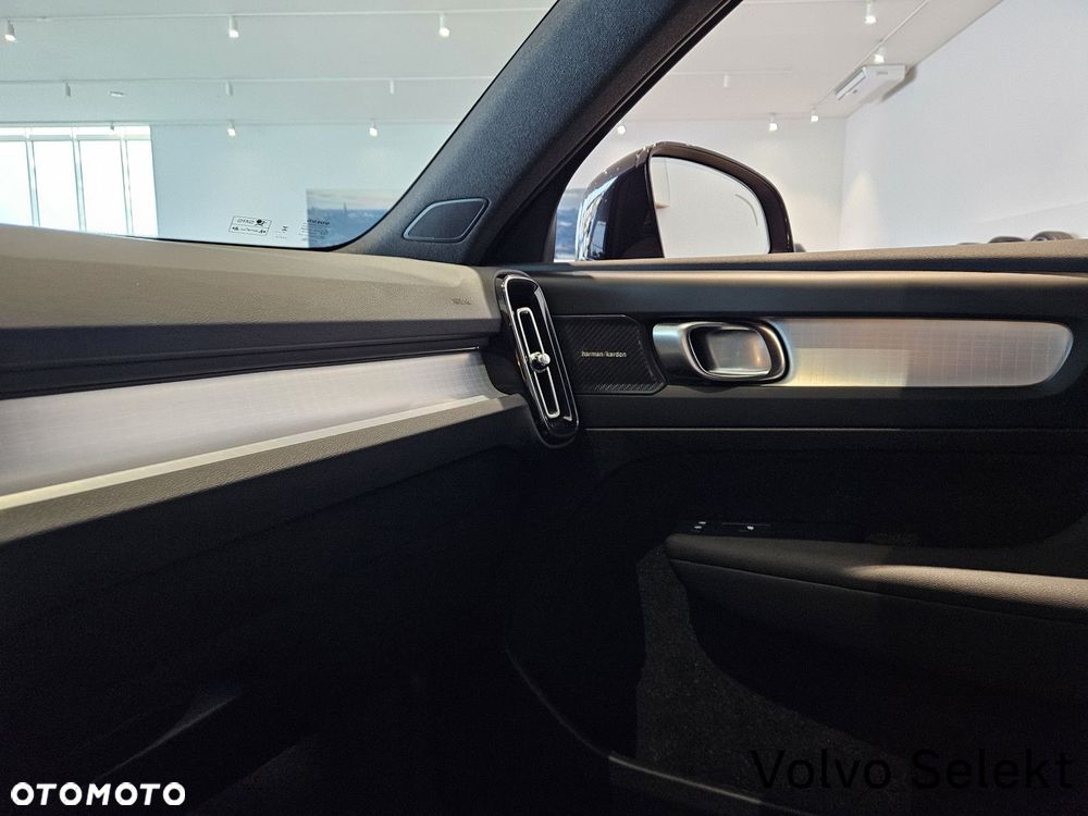 Volvo XC 40 - 26