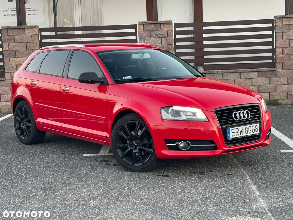 Audi A3 Sportback - 1