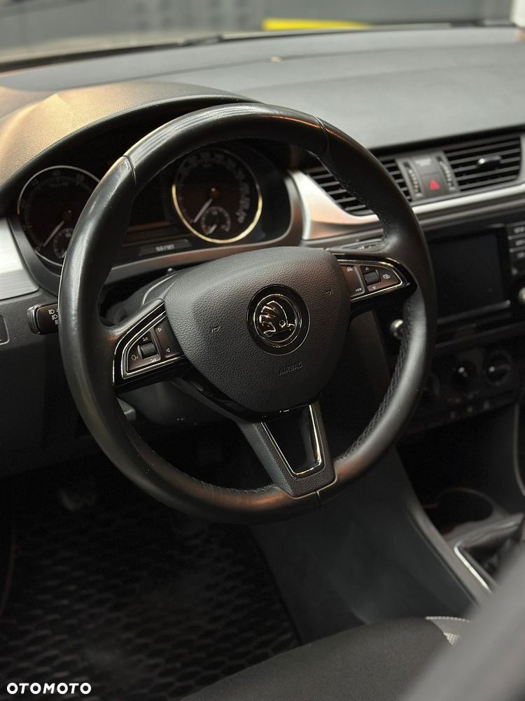 Skoda RAPID 1.0 TSI Ambition - 12