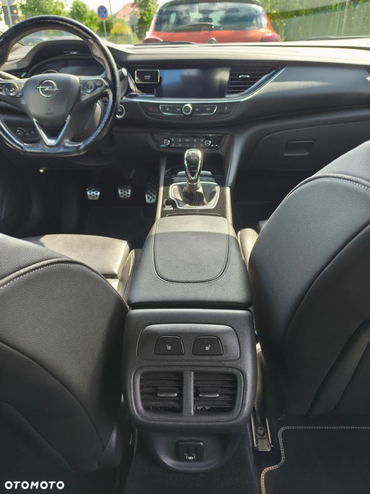 Opel Insignia 2.0 CDTI S&S - 13